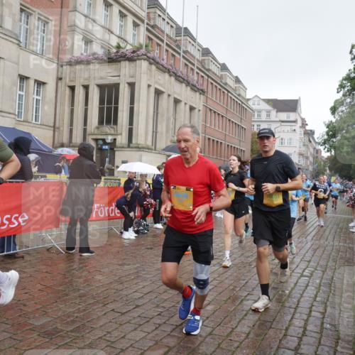 13.09.2026 - Kiel Lauf Yannick Fuchs http://msf.ph/oto/10416278 13.09.2026 10:48:14 Ziel 199, 960, 1595, 1644, 2001, 2097, 2253, 2712, 3738, 4553, 4720, 4736, 4896, 5116, 5447, 6000, 6760, 7212, 7326, 8553, 8737, 9972, 10234, 10265, 10672, 10933, 11005, 11104, 11349, 11383, 11596, 11718, 12263, 596, 696, 708, 995, 1059, 1273, 1586, 2625, 3012, 3014, 3682, 3715, 4425, 4583, 4713, 5240, 5747, 6036, 6384, 6418, 6507, 6778, 6904, 6946, 6949, 6967, 7001, 7104, 7668, 8387, 9076, 9915, 10634, 10651, 11705, 11724, 12593, 473, 854, 1161, 1322, 1564 meine-sportfotos.de