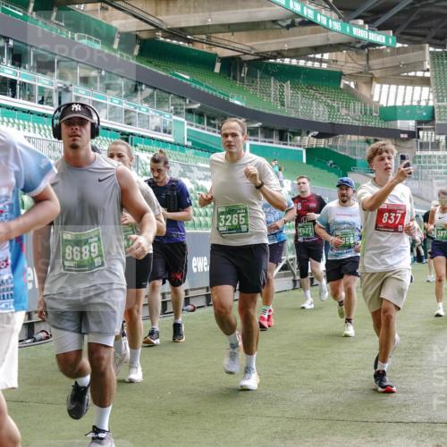 13.09.2026 - 21. swb-Marathon Bremen Michael Burmester http://msf.ph/oto/10416279 13.09.2026 13:19:41 Laufen im Stadion 333, 464, 486, 512, 546, 921, 938, 1066, 1129, 1156, 1409, 1431, 1446, 1506, 1697, 1756, 1765, 1815, 1916, 2010, 2028, 2064, 2123, 2137, 2224, 2240, 2294, 2315, 2349, 2453, 2501, 2533, 2557, 2563, 2614, 2622, 2626, 2689, 2694, 2695, 2702, 2703, 2722, 2756, 2786, 2843, 2845, 2857, 2879, 2944, 2983, 2999, 3017, 3018, 3031, 3035, 3036, 3037, 3046, 3059, 3072, 3096, 3100, 3116, 3139, 3189, 3198, 3243, 3263, 3264, 3285, 3287, 3310, 3315, 3619, 3879, 4478 meine-sportfotos.de
