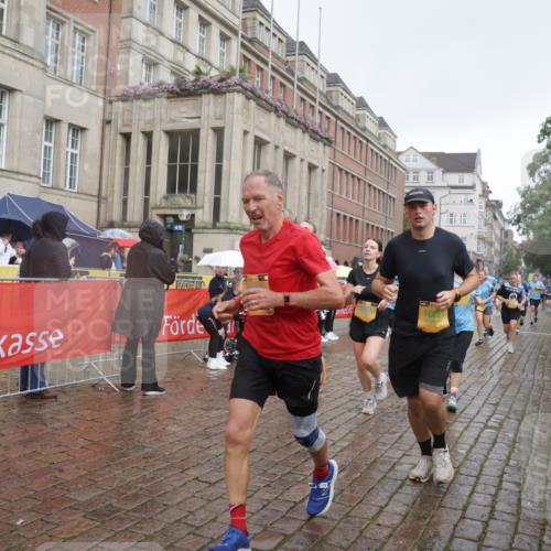 13.09.2026 - Kiel Lauf Yannick Fuchs http://msf.ph/oto/10416283 13.09.2026 10:48:14 Ziel 199, 960, 1595, 1644, 2001, 2097, 2253, 2712, 3738, 4553, 4720, 4736, 4896, 5116, 5447, 6000, 6760, 7212, 7326, 8553, 8737, 9972, 10234, 10265, 10672, 10933, 11005, 11104, 11349, 11383, 11596, 11718, 12263, 596, 696, 708, 995, 1059, 1273, 1586, 2625, 3012, 3014, 3682, 3715, 4425, 4583, 4713, 5240, 5747, 6036, 6384, 6418, 6507, 6778, 6904, 6946, 6949, 6967, 7001, 7104, 7668, 8387, 9076, 9915, 10634, 10651, 11705, 11724, 12593, 473, 854, 1161, 1322, 1564 meine-sportfotos.de
