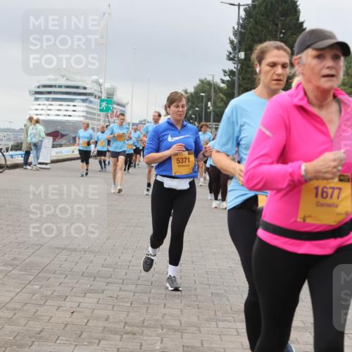13.09.2026 - Kiel Lauf Andreas Tolksdorf http://msf.ph/oto/10416321 13.09.2026 10:07:11 Kiellinie 5371, 1677 meine-sportfotos.de