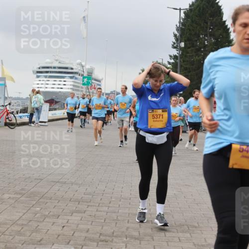 13.09.2026 - Kiel Lauf Andreas Tolksdorf http://msf.ph/oto/10416339 13.09.2026 10:07:12 Kiellinie 4, 83, 39, 5371, 8171, 12234, 5422 meine-sportfotos.de