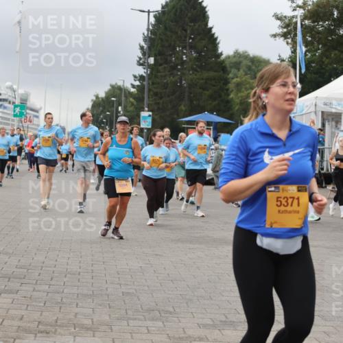 13.09.2026 - Kiel Lauf Andreas Tolksdorf http://msf.ph/oto/10416341 13.09.2026 10:07:13 Kiellinie 84, 2724, 3744, 9204, 8171, 12234, 39, 5371 meine-sportfotos.de