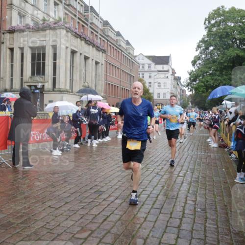13.09.2026 - Kiel Lauf Yannick Fuchs http://msf.ph/oto/10416393 13.09.2026 10:48:20 Ziel 199, 854, 1564, 1644, 1763, 1818, 2001, 2097, 2253, 3272, 3402, 3738, 4511, 4553, 4736, 5116, 5447, 5546, 6000, 6760, 6935, 7326, 8083, 8553, 9561, 9972, 10234, 10265, 10672, 10820, 11005, 11104, 11349, 11383, 12263, 596, 696, 708, 960, 995, 1059, 1273, 1586, 1595, 2625, 2712, 3012, 3014, 3682, 3715, 4425, 4713, 4720, 4896, 5240, 5747, 6418, 6507, 6760, 6778, 6967, 7001, 7104, 7212, 7668, 8387, 8737, 9076, 9915, 10634, 473, 1161, 1322 meine-sportfotos.de