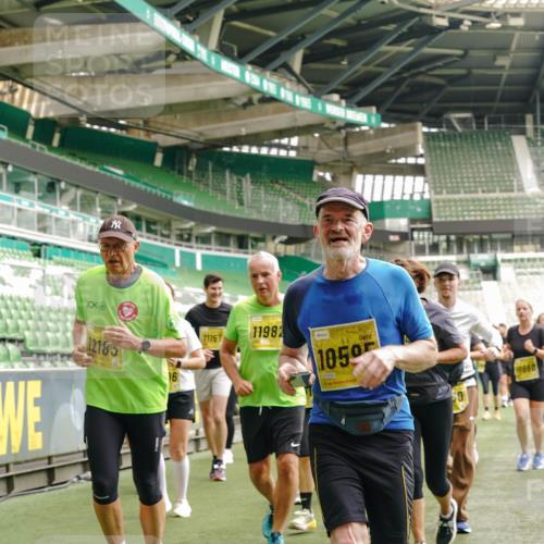 13.09.2026 - 21. swb-Marathon Bremen Michael Burmester http://msf.ph/oto/10416455 13.09.2026 10:42:13 Laufen im Stadion 10148, 10155, 10163, 10247, 10303, 10313, 10330, 10361, 10362, 10395, 10396, 10399, 10414, 10419, 10422, 10461, 10462, 10483, 10490, 10491, 10519, 10527, 10545, 10546, 10547, 10557, 10572, 10586, 10611, 10644, 10665, 10694, 10705, 10706, 10719, 10722, 10752, 10766, 10768, 10773, 10776, 10784, 10804, 10805, 10854, 10859, 10880, 10889, 10909, 10963, 10977, 11026, 11027, 11041, 11043, 11048, 11078, 11084, 11085, 11090, 11097, 11098, 11140, 11173, 11192 meine-sportfotos.de