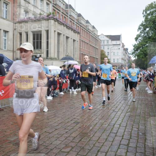 13.09.2026 - Kiel Lauf Yannick Fuchs http://msf.ph/oto/10416469 13.09.2026 10:48:23 Ziel 199, 473, 854, 1161, 1322, 1564, 1763, 1818, 2001, 2042, 2097, 2253, 2649, 3272, 3402, 3738, 4511, 4736, 5116, 5447, 5546, 6000, 6629, 6935, 7326, 8083, 8349, 8553, 9561, 9972, 10265, 10820, 10979, 11005, 11104, 11304, 11349, 11383, 12263, 596, 696, 708, 960, 995, 1059, 1273, 1586, 1595, 1644, 2097, 2625, 2712, 3012, 3014, 3682, 3715, 3738, 4553, 4713, 4720, 4896, 5240, 5747, 6000, 6418, 6507, 6760, 6778, 6967, 7104, 7212, 7326, 7668, 8737, 9076, 9915, 10234, 10634, 10672 meine-sportfotos.de