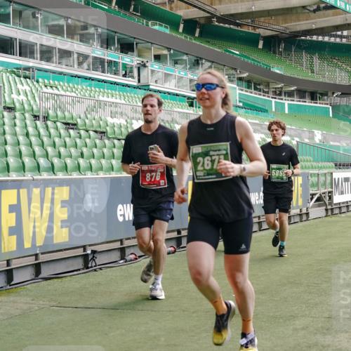 13.09.2026 - 21. swb-Marathon Bremen Michael Burmester http://msf.ph/oto/10416479 13.09.2026 12:58:26 Laufen im Stadion 141, 148, 191, 226, 334, 511, 672, 776, 789, 790, 909, 972, 1010, 1119, 1191, 1199, 1254, 1281, 1535, 1642, 1647, 1752, 1809, 1881, 1900, 1931, 1933, 2046, 2051, 2075, 2210, 2324, 2343, 2367, 2371, 2397, 2402, 2423, 2425, 2493, 2577, 2771, 2807, 2827, 2885, 2903, 2904, 2979, 3021, 3051, 3078, 3098, 3120, 3138, 3148, 3182, 3186, 3233, 3319, 3338, 3435, 3450, 3516, 3534, 3560, 3634, 3655, 3685, 3690, 3695, 3760, 3866, 3933, 3934, 3939, 4101, 4316, 4319, 205 meine-sportfotos.de