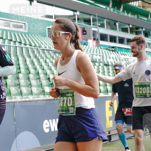 13.09.2026 - 21. swb-Marathon Bremen Michael Burmester http://msf.ph/oto/10416489 13.09.2026 13:19:48 Laufen im Stadion 333, 464, 486, 512, 546, 921, 938, 1066, 1129, 1156, 1409, 1431, 1446, 1506, 1697, 1756, 1765, 1815, 1916, 2010, 2028, 2064, 2137, 2224, 2240, 2294, 2315, 2349, 2417, 2453, 2501, 2533, 2557, 2563, 2622, 2626, 2689, 2694, 2695, 2702, 2703, 2722, 2756, 2786, 2843, 2845, 2857, 2879, 2944, 2983, 3017, 3018, 3031, 3035, 3036, 3037, 3046, 3059, 3072, 3096, 3100, 3116, 3139, 3189, 3198, 3243, 3263, 3264, 3285, 3287, 3310, 3315, 3619, 3879, 4478 meine-sportfotos.de