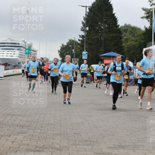 13.09.2026 - Kiel Lauf Andreas Tolksdorf http://msf.ph/oto/10416514 13.09.2026 10:07:20 Kiellinie 6670, 3420, 11600, 1, 2724 meine-sportfotos.de