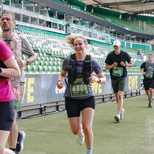 13.09.2026 - 21. swb-Marathon Bremen Michael Burmester http://msf.ph/oto/10416575 13.09.2026 13:19:50 Laufen im Stadion 333, 464, 486, 512, 704, 921, 938, 1066, 1129, 1156, 1409, 1431, 1446, 1506, 1697, 1756, 1765, 1815, 1916, 2010, 2028, 2064, 2137, 2224, 2240, 2294, 2315, 2349, 2417, 2453, 2501, 2533, 2557, 2563, 2622, 2626, 2689, 2694, 2695, 2702, 2703, 2722, 2756, 2786, 2843, 2845, 2879, 2944, 2983, 3017, 3018, 3031, 3035, 3036, 3037, 3046, 3059, 3072, 3096, 3116, 3139, 3189, 3198, 3243, 3263, 3264, 3285, 3287, 3310, 3315, 3619, 3879, 4478 meine-sportfotos.de