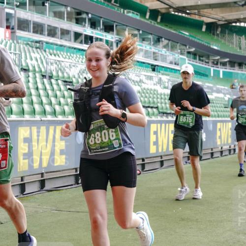 13.09.2026 - 21. swb-Marathon Bremen Michael Burmester http://msf.ph/oto/10416609 13.09.2026 13:19:51 Laufen im Stadion 333, 464, 486, 512, 704, 921, 938, 1066, 1129, 1156, 1409, 1431, 1446, 1506, 1697, 1756, 1765, 1815, 1916, 2010, 2028, 2064, 2137, 2224, 2240, 2294, 2315, 2349, 2417, 2453, 2501, 2533, 2557, 2563, 2622, 2626, 2689, 2694, 2695, 2702, 2703, 2722, 2756, 2786, 2843, 2845, 2879, 2886, 2944, 2983, 3017, 3018, 3031, 3035, 3036, 3037, 3046, 3059, 3072, 3096, 3116, 3139, 3189, 3198, 3243, 3263, 3264, 3285, 3287, 3310, 3315, 3619, 3879 meine-sportfotos.de