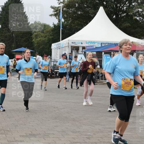 13.09.2026 - Kiel Lauf Andreas Tolksdorf http://msf.ph/oto/10416680 13.09.2026 10:07:25 Kiellinie 24, 1678, 3420, 216 meine-sportfotos.de
