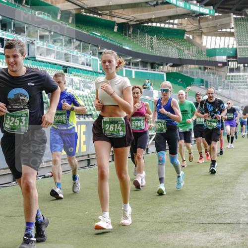 13.09.2026 - 21. swb-Marathon Bremen Michael Burmester http://msf.ph/oto/10416727 13.09.2026 13:19:54 Laufen im Stadion 333, 464, 486, 512, 704, 921, 938, 1066, 1129, 1156, 1409, 1431, 1446, 1506, 1697, 1756, 1765, 1815, 1916, 2010, 2028, 2064, 2137, 2224, 2240, 2294, 2315, 2349, 2394, 2395, 2417, 2437, 2453, 2501, 2519, 2533, 2557, 2563, 2588, 2622, 2626, 2689, 2694, 2695, 2702, 2703, 2722, 2756, 2786, 2793, 2843, 2845, 2879, 2886, 2944, 2983, 3017, 3018, 3031, 3035, 3036, 3037, 3046, 3059, 3072, 3102, 3116, 3139, 3189, 3198, 3243, 3263, 3264, 3285, 3287, 3310, 3315, 3619, 3879 meine-sportfotos.de
