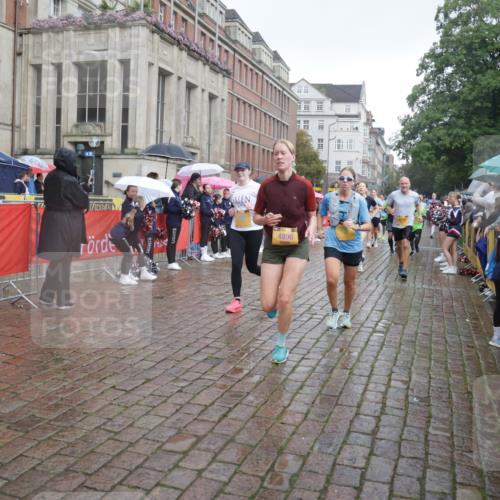 13.09.2026 - Kiel Lauf Yannick Fuchs http://msf.ph/oto/10416817 13.09.2026 10:48:41 Ziel 147, 170, 376, 418, 472, 727, 1930, 2011, 2383, 2956, 3031, 3613, 3631, 3773, 3845, 4201, 4510, 5246, 5655, 5841, 6039, 7313, 7354, 7435, 7724, 8305, 8706, 9353, 9500, 9574, 12588, 12689, 199, 473, 854, 960, 1161, 1322, 1564, 1595, 1644, 1763, 1818, 2001, 2042, 2097, 2253, 2649, 2712, 3272, 3402, 3738, 4511, 4553, 4720, 4736, 4753, 4896, 5116, 5447, 5546, 6000, 6760, 7212, 7326, 8553, 8737, 9972, 10234, 10265, 10672, 11005, 11349, 11383, 439, 3012, 3014, 10933 meine-sportfotos.de