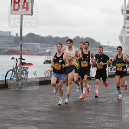 13.09.2026 - Kiel Lauf Andreas Tolksdorf http://msf.ph/oto/10416864 13.09.2026 10:55:47 Kiellinie 4, 879, 303, 6694, 2875, 11804 meine-sportfotos.de