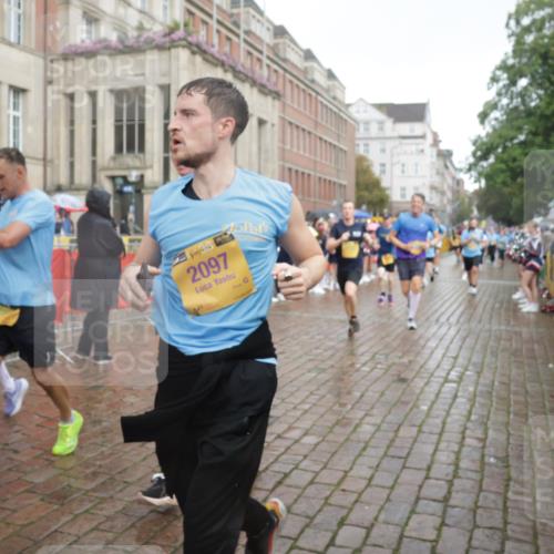 13.09.2026 - Kiel Lauf Yannick Fuchs http://msf.ph/oto/10416887 13.09.2026 10:48:48 Ziel 418, 439, 727, 1185, 1455, 1930, 2383, 3158, 3613, 3631, 3795, 3845, 3916, 4201, 4510, 5074, 5246, 5841, 6039, 6046, 6087, 6623, 6745, 7354, 7789, 8342, 8345, 8570, 8706, 8891, 9353, 9500, 9574, 10190, 10546, 11879, 12527, 12588, 12689, 147, 170, 199, 376, 472, 473, 854, 1161, 1322, 1564, 1763, 1818, 2001, 2011, 2042, 2097, 2253, 2649, 2956, 3031, 3272, 3402, 3613, 3738, 3773, 3845, 4511, 4736, 4753, 5116, 5447, 5546, 5655, 6000, 7326, 8553, 9972, 10265, 11005, 11349, 11383 meine-sportfotos.de
