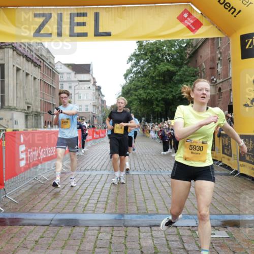 13.09.2026 - Kiel Lauf Yannick Fuchs http://msf.ph/oto/10416921 13.09.2026 09:38:05 Ziel 235, 836, 2408, 2854, 4089, 5242, 5534, 5930, 7459, 7723, 8702, 10444, 12613, 2057, 2221, 2638, 2720, 4252, 4790, 7827, 9518, 10220, 10656, 10690, 10778, 152, 1487, 1946, 2480, 2903, 3315, 6277, 11351, 2417, 5837, 7050, 8661, 10220, 10778, 12416 meine-sportfotos.de
