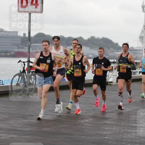 13.09.2026 - Kiel Lauf Andreas Tolksdorf http://msf.ph/oto/10416926 13.09.2026 10:55:48 Kiellinie 4, 03, 6694, 379, 2875, 11804 meine-sportfotos.de