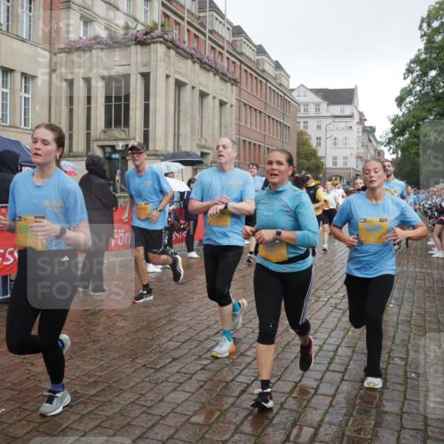 13.09.2026 - Kiel Lauf Yannick Fuchs http://msf.ph/oto/10416939 13.09.2026 10:48:57 Ziel 73, 439, 598, 966, 1185, 1455, 2810, 3158, 3399, 3496, 3795, 3916, 4528, 4809, 5074, 5228, 5803, 6046, 6050, 6087, 6305, 6376, 6623, 6745, 7789, 7906, 7999, 8032, 8271, 8342, 8345, 8377, 8570, 8891, 9031, 9728, 10190, 10546, 11099, 11117, 11475, 11879, 11974, 12064, 12527, 12582, 12759, 147, 170, 376, 418, 472, 473, 727, 854, 1161, 1322, 1564, 1763, 1818, 1930, 2011, 2042, 2383, 2649, 2956, 3031, 3272, 3402, 3613, 3631, 3773, 3845, 4201, 4510, 4511, 4753, 5246, 5546, 5655 meine-sportfotos.de