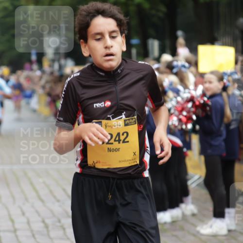 13.09.2026 - Kiel Lauf Yannick Fuchs http://msf.ph/oto/10416984 13.09.2026 09:38:11 Ziel 152, 235, 836, 1487, 2408, 5242, 5534, 5930, 6277, 7459, 12613, 2057, 2221, 2638, 2720, 2854, 4089, 4252, 4790, 5930, 7723, 8702, 9518, 10444, 10690, 1806, 1946, 2480, 2903, 3315, 3344, 4043, 9825, 11351, 7050, 7827, 10220, 10656, 10778 meine-sportfotos.de