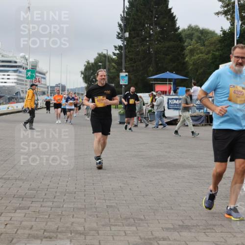 13.09.2026 - Kiel Lauf Andreas Tolksdorf http://msf.ph/oto/10417004 13.09.2026 10:07:44 Kiellinie 4, 6378, 4309, 188 meine-sportfotos.de