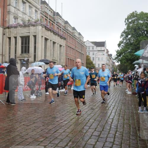 13.09.2026 - Kiel Lauf Yannick Fuchs http://msf.ph/oto/10417037 13.09.2026 10:49:05 Ziel 73, 966, 1087, 1483, 1533, 1732, 1989, 2810, 2879, 3399, 3640, 4140, 4528, 4809, 4865, 4876, 5228, 5803, 6050, 6305, 6376, 7545, 7906, 7999, 8032, 8271, 8329, 8377, 8594, 8991, 9031, 9728, 10411, 10481, 11099, 11117, 11475, 11974, 12582, 12759, 147, 170, 376, 418, 439, 472, 598, 727, 1185, 1455, 1930, 2011, 2383, 2956, 3031, 3158, 3496, 3613, 3631, 3773, 3795, 3845, 3916, 4201, 4510, 5074, 5246, 5655, 6046, 6087, 6745, 7789, 7906, 8891, 2133 meine-sportfotos.de