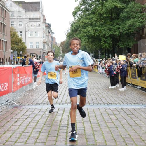 13.09.2026 - Kiel Lauf Yannick Fuchs http://msf.ph/oto/10417067 13.09.2026 09:38:15 Ziel 152, 235, 1487, 2903, 5242, 6277, 7459, 12613, 235, 836, 2057, 2221, 2408, 2638, 2720, 2854, 4089, 4252, 4790, 5534, 5930, 7723, 8702, 9518, 10444, 10690, 12613, 1806, 1946, 2480, 3315, 3344, 4043, 4518, 6989, 9825, 11351, 2720, 4252, 7827, 9518, 10656 meine-sportfotos.de