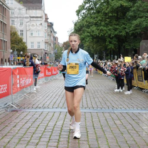 13.09.2026 - Kiel Lauf Yannick Fuchs http://msf.ph/oto/10417113 13.09.2026 09:38:20 Ziel 152, 1487, 1946, 2480, 2903, 3315, 6277, 11351, 235, 836, 2221, 2408, 2638, 2854, 4089, 4790, 5242, 5534, 5930, 7459, 7723, 8702, 10444, 10690, 12613, 1806, 3344, 3814, 4043, 4518, 4975, 6989, 9825, 2057, 2720, 4252, 4790, 9518 meine-sportfotos.de
