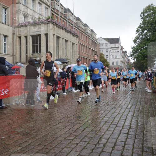 13.09.2026 - Kiel Lauf Yannick Fuchs http://msf.ph/oto/10417124 13.09.2026 10:49:09 Ziel 810, 1087, 1483, 1533, 1732, 1989, 2074, 2810, 2879, 3399, 3640, 4140, 4528, 4670, 4865, 4876, 5543, 5803, 6305, 6376, 6933, 7545, 8032, 8271, 8329, 8594, 8991, 9031, 9728, 10411, 10481, 11099, 11117, 11475, 11974, 12305, 12582, 12759, 73, 147, 170, 376, 418, 439, 472, 598, 727, 966, 1185, 1455, 1930, 2383, 3158, 3496, 3613, 3631, 3795, 3845, 3916, 4201, 4510, 4809, 5074, 5228, 5246, 5803, 6046, 6050, 6087, 6376, 6745, 7789, 7906, 7999, 8377, 8891, 1770, 2133, 147 meine-sportfotos.de