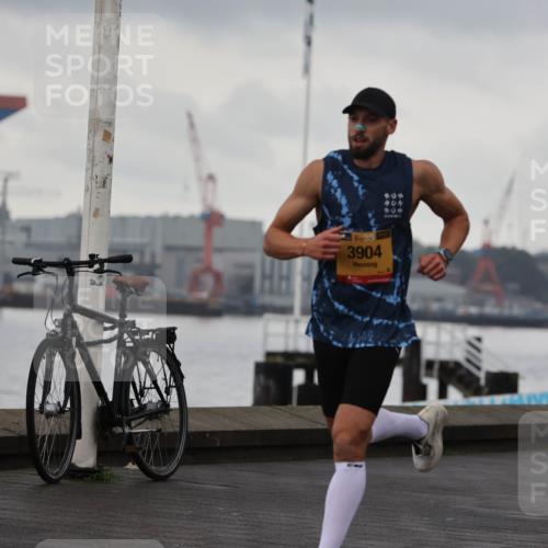 13.09.2026 - Kiel Lauf Andreas Tolksdorf http://msf.ph/oto/10417156 13.09.2026 10:56:07 Kiellinie 3904 meine-sportfotos.de