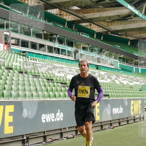 13.09.2026 - 21. swb-Marathon Bremen Michael Burmester http://msf.ph/oto/10417202 13.09.2026 10:42:32 Laufen im Stadion 10002, 10148, 10163, 10247, 10303, 10330, 10361, 10362, 10395, 10396, 10399, 10414, 10419, 10422, 10461, 10462, 10474, 10490, 10491, 10519, 10527, 10546, 10547, 10557, 10572, 10644, 10665, 10705, 10719, 10722, 10752, 10768, 10773, 10776, 10784, 10804, 10805, 10854, 10859, 10880, 10889, 10909, 10963, 10977, 11026, 11027, 11041, 11043, 11048, 11078, 11084, 11085, 11090, 11097, 11098, 11140, 11173, 11192, 11274 meine-sportfotos.de