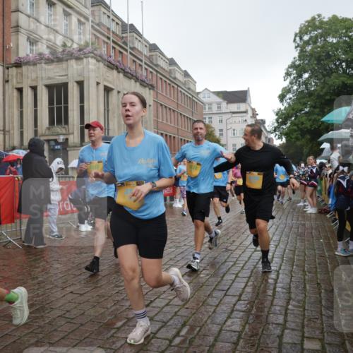 13.09.2026 - Kiel Lauf Yannick Fuchs http://msf.ph/oto/10417208 13.09.2026 10:49:13 Ziel 810, 1087, 1483, 1533, 1732, 1989, 2051, 2074, 2879, 3640, 4140, 4206, 4670, 4815, 4865, 4876, 5480, 5543, 5614, 6855, 6933, 7182, 7545, 8329, 8594, 8991, 9396, 10079, 10411, 10481, 12305, 73, 418, 439, 598, 727, 966, 1185, 1455, 1930, 2383, 2810, 3158, 3399, 3496, 3613, 3631, 3795, 3845, 3916, 4201, 4510, 4528, 4809, 5074, 5228, 5246, 5803, 6046, 6050, 6087, 6305, 6376, 6745, 7789, 7906, 7999, 8032, 8271, 8377, 8891, 959, 1770, 2133, 147 meine-sportfotos.de