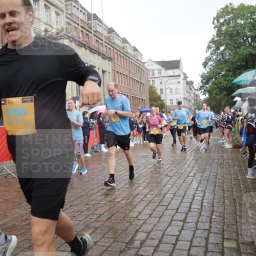 13.09.2026 - Kiel Lauf Yannick Fuchs http://msf.ph/oto/10417236 13.09.2026 10:49:14 Ziel 810, 1087, 1483, 1533, 1732, 1989, 2051, 2074, 2879, 3523, 3640, 3895, 4140, 4206, 4599, 4670, 4815, 4865, 4876, 5480, 5543, 5614, 6855, 6933, 7182, 7545, 8329, 8594, 9396, 10079, 10411, 10481, 12305, 73, 418, 439, 598, 727, 966, 1087, 1185, 1455, 1930, 2383, 2810, 3158, 3399, 3496, 3631, 3795, 3916, 4140, 4201, 4510, 4528, 4809, 5074, 5228, 5246, 5803, 6046, 6050, 6087, 6305, 6376, 6745, 7789, 7906, 7999, 8032, 8271, 8377, 8891, 959, 1770, 2133, 147 meine-sportfotos.de