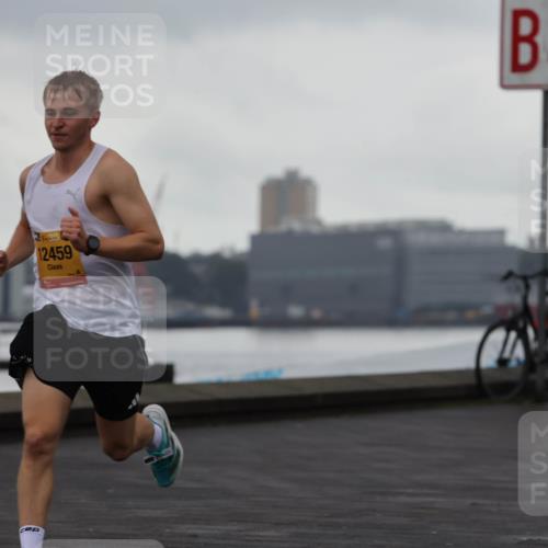 13.09.2026 - Kiel Lauf Andreas Tolksdorf http://msf.ph/oto/10417243 13.09.2026 10:56:21 Kiellinie 38, 12459, 4 meine-sportfotos.de