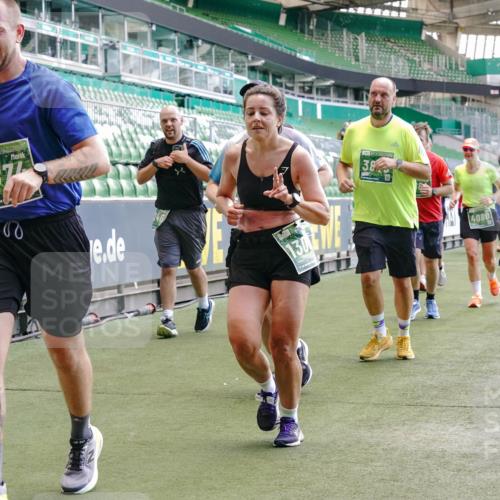 13.09.2026 - 21. swb-Marathon Bremen Michael Burmester http://msf.ph/oto/10417249 13.09.2026 13:20:09 Laufen im Stadion 333, 464, 512, 704, 921, 938, 1066, 1129, 1156, 1409, 1431, 1439, 1446, 1506, 1697, 1756, 1765, 1815, 1846, 1916, 2010, 2028, 2064, 2139, 2201, 2224, 2240, 2278, 2315, 2349, 2394, 2395, 2417, 2437, 2501, 2519, 2533, 2557, 2563, 2588, 2622, 2626, 2689, 2694, 2695, 2702, 2703, 2722, 2756, 2786, 2793, 2843, 2845, 2886, 2944, 2983, 3004, 3017, 3018, 3031, 3035, 3036, 3037, 3046, 3059, 3072, 3102, 3116, 3139, 3189, 3198, 3243, 3263, 3264, 3285, 3287, 3310, 3315, 3619 meine-sportfotos.de