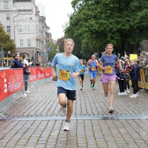 13.09.2026 - Kiel Lauf Yannick Fuchs http://msf.ph/oto/10417267 13.09.2026 09:38:27 Ziel 1806, 1946, 2480, 2903, 3315, 3344, 4043, 9825, 11351, 152, 235, 836, 1487, 2221, 2408, 2638, 2854, 4089, 5242, 5534, 5930, 6277, 7459, 7723, 8702, 10444, 10690, 12613, 3814, 4518, 4975, 6989, 7747, 8482, 9759, 10415, 2221, 2638, 4790, 10690 meine-sportfotos.de