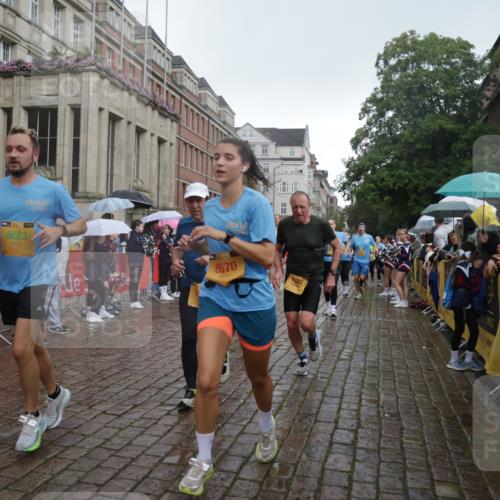13.09.2026 - Kiel Lauf Yannick Fuchs http://msf.ph/oto/10417330 13.09.2026 10:49:22 Ziel 810, 1770, 2010, 2051, 2074, 2133, 3523, 3895, 4169, 4206, 4599, 4815, 4937, 5054, 5480, 5614, 6034, 6855, 7182, 7295, 7978, 8078, 8275, 8416, 9172, 9396, 9436, 10079, 10888, 12305, 73, 439, 598, 966, 1087, 1185, 1455, 1483, 1533, 1732, 1989, 2810, 2879, 3158, 3399, 3496, 3640, 3795, 3916, 4140, 4528, 4670, 4809, 4865, 4876, 5074, 5228, 5543, 5803, 6046, 6050, 6087, 6305, 6376, 6745, 6933, 7545, 7789, 7906, 7999, 8032, 8271, 8329, 8377, 8594, 8891, 959 meine-sportfotos.de