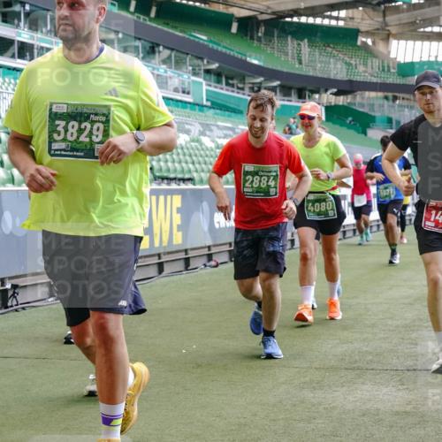 13.09.2026 - 21. swb-Marathon Bremen Michael Burmester http://msf.ph/oto/10417375 13.09.2026 13:20:11 Laufen im Stadion 333, 464, 512, 704, 938, 1066, 1129, 1156, 1409, 1439, 1446, 1506, 1697, 1756, 1765, 1815, 1846, 1916, 2010, 2028, 2064, 2139, 2201, 2224, 2240, 2258, 2278, 2315, 2349, 2394, 2395, 2417, 2437, 2501, 2519, 2533, 2557, 2563, 2588, 2622, 2626, 2689, 2694, 2695, 2702, 2703, 2722, 2756, 2786, 2793, 2843, 2845, 2886, 2944, 2983, 3004, 3017, 3018, 3031, 3035, 3036, 3037, 3046, 3059, 3072, 3102, 3116, 3139, 3189, 3198, 3243, 3263, 3264, 3285, 3287, 3310, 3315, 3619 meine-sportfotos.de