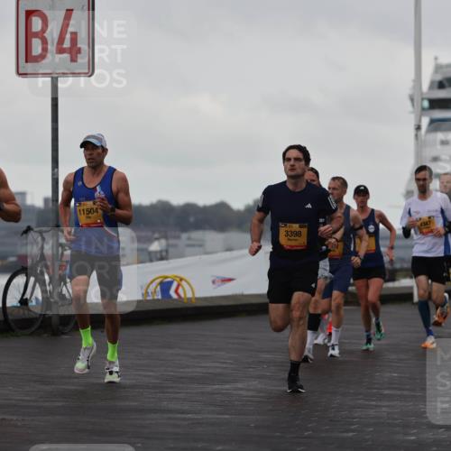 13.09.2026 - Kiel Lauf Andreas Tolksdorf http://msf.ph/oto/10417393 13.09.2026 10:56:24 Kiellinie 10160, 4, 39, 11504, 3398, 4347 meine-sportfotos.de