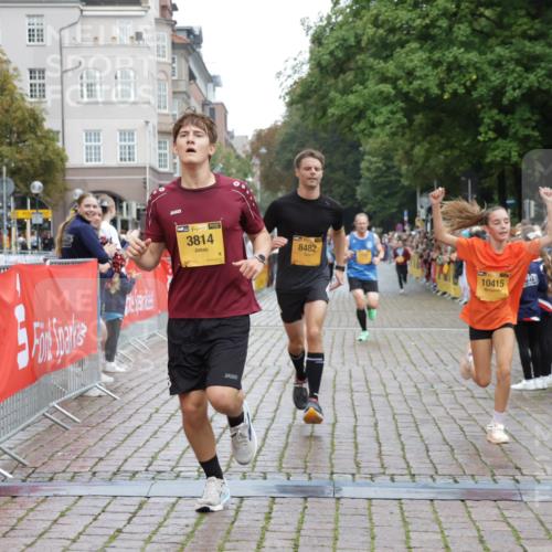 13.09.2026 - Kiel Lauf Yannick Fuchs http://msf.ph/oto/10417407 13.09.2026 09:38:42 Ziel 3814, 4518, 4975, 6989, 7747, 8482, 9759, 10415, 152, 1487, 1806, 1946, 2480, 2903, 3315, 3344, 4043, 5242, 6277, 9825, 11351, 682, 4314, 8313, 8943, 9838, 10894, 235, 836, 2408, 5242, 5534, 5930, 7459, 12613 meine-sportfotos.de
