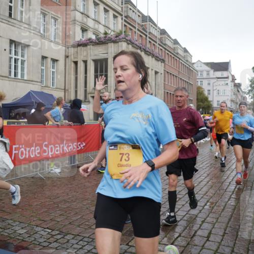 13.09.2026 - Kiel Lauf Yannick Fuchs http://msf.ph/oto/10417450 13.09.2026 10:49:33 Ziel 959, 1770, 2133, 2167, 2668, 2705, 3259, 3528, 3979, 4169, 4937, 5054, 5179, 5651, 5741, 6034, 6292, 6321, 6339, 6972, 7295, 7311, 7978, 8078, 8717, 9040, 9172, 9469, 10037, 10191, 10204, 10516, 12180, 12515, 73, 810, 966, 1087, 1483, 1533, 1732, 1989, 2010, 2051, 2074, 2810, 2879, 3399, 3523, 3640, 3895, 4140, 4169, 4206, 4528, 4599, 4670, 4815, 4865, 4876, 5480, 5543, 5614, 5803, 6305, 6376, 6855, 6933, 7182, 7545, 7999, 8032, 8271, 8329, 8594, 73 meine-sportfotos.de