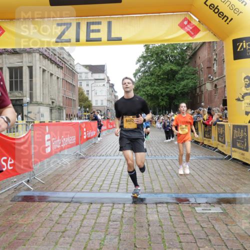 13.09.2026 - Kiel Lauf Yannick Fuchs http://msf.ph/oto/10417467 13.09.2026 09:38:44 Ziel 3814, 4518, 4975, 7747, 8482, 9759, 10415, 10894, 152, 1487, 1806, 1946, 2480, 2903, 3315, 3344, 4043, 5242, 6277, 6989, 9825, 11351, 682, 1702, 4314, 8313, 8943, 9838, 235, 836, 1487, 2408, 5242, 5534, 7459, 12613 meine-sportfotos.de