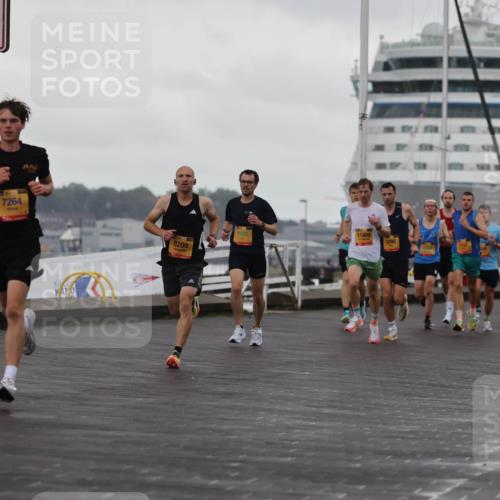 13.09.2026 - Kiel Lauf Andreas Tolksdorf http://msf.ph/oto/10417486 13.09.2026 10:56:40 Kiellinie 4, 7264, 11809, 7208, 3290, 8209, 3 meine-sportfotos.de