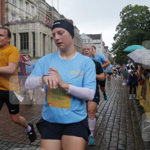 13.09.2026 - Kiel Lauf Yannick Fuchs http://msf.ph/oto/10417508 13.09.2026 10:49:35 Ziel 959, 1770, 2133, 2167, 2668, 2705, 3259, 3528, 3979, 4049, 5054, 5179, 5651, 5741, 6034, 6292, 6321, 6339, 6877, 6972, 7295, 7311, 7978, 8263, 8717, 9040, 9469, 10037, 10191, 10204, 10516, 11880, 12180, 12515, 810, 1087, 1483, 1533, 1732, 1989, 2010, 2051, 2074, 2133, 2810, 2879, 3399, 3523, 3640, 3895, 4140, 4169, 4206, 4528, 4599, 4670, 4815, 4865, 4876, 4937, 5480, 5543, 5614, 6305, 6855, 6933, 7182, 7545, 8032, 8271, 8329, 8594, 73 meine-sportfotos.de
