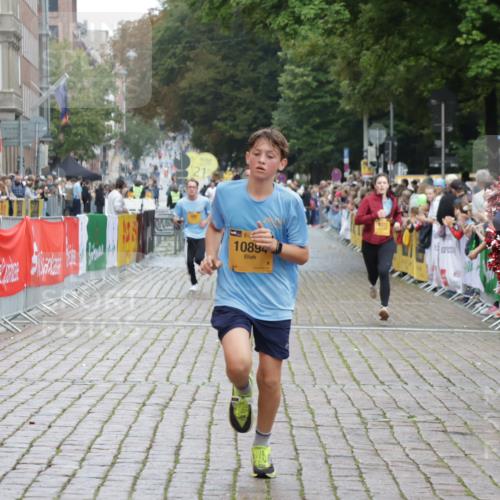 13.09.2026 - Kiel Lauf Yannick Fuchs http://msf.ph/oto/10417509 13.09.2026 09:38:48 Ziel 3814, 4314, 7747, 8313, 8482, 9759, 10415, 10894, 152, 1806, 1946, 2480, 2903, 3315, 3344, 4043, 4518, 4975, 6277, 6989, 9825, 11351, 20, 682, 1702, 1927, 8943, 9838, 152, 1487, 5242, 6277, 7459 meine-sportfotos.de