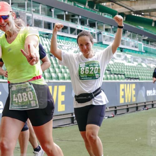 13.09.2026 - 21. swb-Marathon Bremen Michael Burmester http://msf.ph/oto/10417544 13.09.2026 13:20:14 Laufen im Stadion 333, 464, 512, 704, 938, 1066, 1129, 1156, 1409, 1439, 1446, 1506, 1697, 1756, 1808, 1815, 1846, 1916, 2010, 2028, 2064, 2139, 2201, 2224, 2240, 2258, 2278, 2315, 2349, 2394, 2395, 2417, 2437, 2501, 2519, 2533, 2557, 2563, 2588, 2622, 2626, 2689, 2694, 2695, 2702, 2703, 2722, 2756, 2786, 2793, 2843, 2845, 2886, 2944, 2983, 3004, 3017, 3018, 3031, 3035, 3036, 3037, 3046, 3059, 3070, 3072, 3074, 3102, 3116, 3139, 3189, 3198, 3243, 3263, 3264, 3285, 3287, 3310, 3315 meine-sportfotos.de
