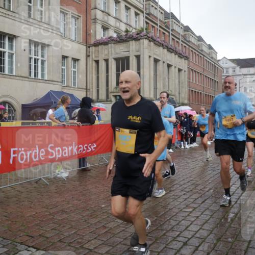 13.09.2026 - Kiel Lauf Yannick Fuchs http://msf.ph/oto/10417561 13.09.2026 10:49:39 Ziel 959, 1388, 2167, 2245, 2668, 2705, 3259, 3294, 3311, 3508, 3528, 3979, 4049, 5179, 5651, 5741, 5849, 6024, 6157, 6292, 6321, 6339, 6877, 7011, 7311, 8263, 8717, 9040, 9275, 9469, 10037, 10191, 10204, 10516, 11354, 11880, 12180, 12378, 12515, 810, 1087, 1483, 1533, 1732, 1770, 1989, 2010, 2051, 2074, 2133, 2879, 3523, 3640, 3895, 4140, 4169, 4206, 4599, 4670, 4815, 4865, 4876, 4937, 5054, 5480, 5543, 5614, 5741, 6034, 6855, 6933, 7182, 7545, 8329, 8594, 73 meine-sportfotos.de