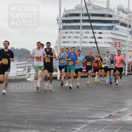 13.09.2026 - Kiel Lauf Andreas Tolksdorf http://msf.ph/oto/10417565 13.09.2026 10:56:41 Kiellinie 8209, 3 meine-sportfotos.de
