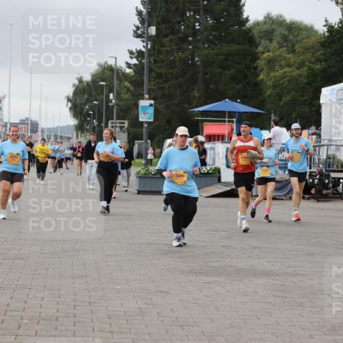 13.09.2026 - Kiel Lauf Andreas Tolksdorf http://msf.ph/oto/10417586 13.09.2026 10:08:02 Kiellinie 13, 84, 3, 9593, 11230, 3505, 2469 meine-sportfotos.de