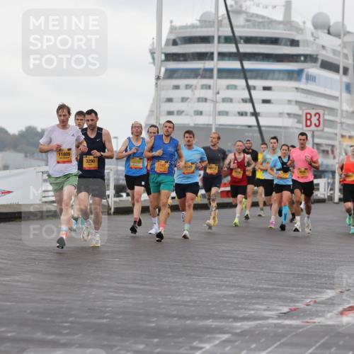 13.09.2026 - Kiel Lauf Andreas Tolksdorf http://msf.ph/oto/10417605 13.09.2026 10:56:42 Kiellinie 7208, 11809, 3290, 6182, 6549, 10512, 9316, 3 meine-sportfotos.de