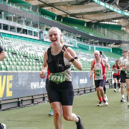 13.09.2026 - 21. swb-Marathon Bremen Michael Burmester http://msf.ph/oto/10417675 13.09.2026 13:20:16 Laufen im Stadion 333, 464, 512, 620, 704, 938, 1066, 1129, 1156, 1409, 1439, 1446, 1506, 1697, 1756, 1808, 1815, 1846, 1916, 2010, 2028, 2064, 2139, 2201, 2224, 2240, 2258, 2278, 2315, 2349, 2394, 2395, 2417, 2437, 2501, 2519, 2533, 2557, 2563, 2588, 2622, 2626, 2689, 2694, 2695, 2702, 2703, 2722, 2736, 2756, 2786, 2793, 2843, 2845, 2886, 2944, 2983, 3004, 3017, 3018, 3031, 3035, 3036, 3037, 3046, 3059, 3070, 3072, 3074, 3102, 3116, 3139, 3189, 3198, 3243, 3263, 3264, 3287, 3310, 3315 meine-sportfotos.de
